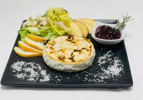 Grilled Camembert with Cranberries